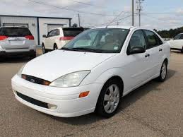 2001 FORD FOCUS - $2700